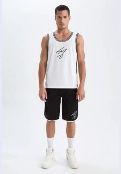 DeFacto Man Fit Shaquille O'Neal Licenced Oversize Fit Vest -Active Fashion Store 4 zoom desktop 512