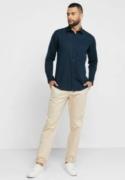 Linen Blend Shirt -Active Fashion Store 4 zoom desktop 574