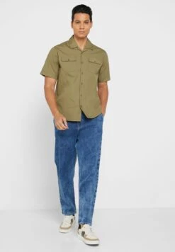 Pocket Shirt -Active Fashion Store 4 zoom desktop 580