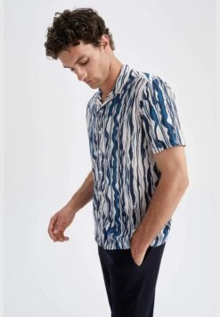 DeFacto Modern Fit Short Sleeve Printed Shirt -Active Fashion Store 4 zoom desktop 617