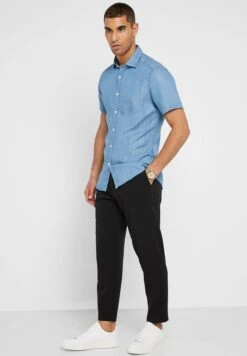 Reiss Maccabee Chambray Slim Fit Shirt -Active Fashion Store 4 zoom desktop 671