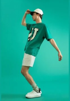 DeFacto Boxy Fit Short Sleeve Printed T-Shirt -Active Fashion Store 4 zoom desktop 70