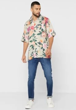Gant Flower Print Regular Fit Shirt -Active Fashion Store 4 zoom desktop 716
