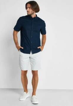 Marks & Spencer Essential Oxford Regular Fit Shirt -Active Fashion Store 4 zoom desktop 727