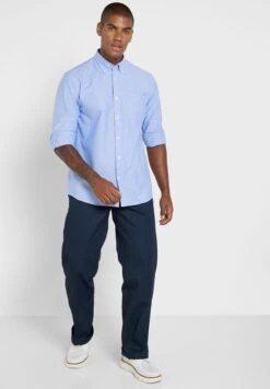 Essential Regular Fit Shirt -Active Fashion Store 4 zoom desktop 738