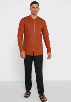 Zip Up Regular Fit Shirt -Active Fashion Store 4 zoom desktop 744