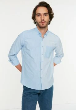 Trendyol Striped Slim Fit Shirt -Active Fashion Store 4 zoom desktop 757