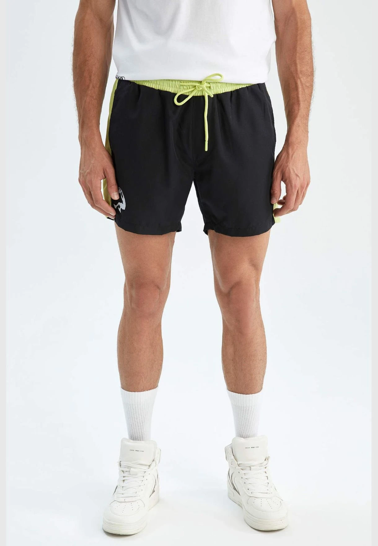 DeFacto Shaquille O'Neal Print Swimming Short 6 DeFacto Shaquille O'Neal Print Swimming Short - Image 4