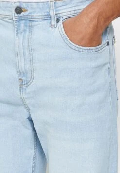 COTTON ON Relaxed Fit Tapered Jeans -Active Fashion Store 4 zoom desktop 902