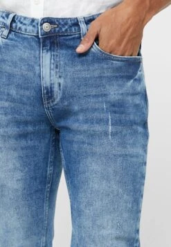 Slim Fit Distress Jean -Active Fashion Store 4 zoom desktop 913