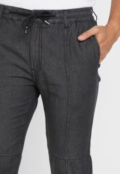 Jogger Fit Jean 10 Jogger Fit Jean -Active Fashion Store 4 zoom desktop 954