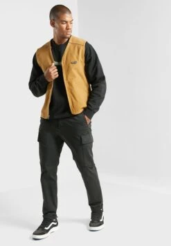 Volcom Vester Vest -Active Fashion Store 4 zoom desktop 98