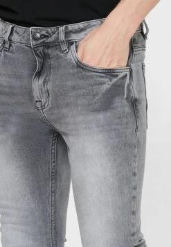 Slim Fit Washed 5 Pocket Jean -Active Fashion Store 4 zoom desktop 986