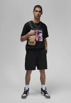 Jordan Jumpman Graphic T-Shirt -Active Fashion Store 5 zoom desktop 117