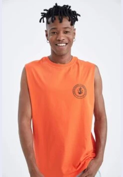 DeFacto Boxy Fit Minimal Print Vest -Active Fashion Store 5 zoom desktop 171