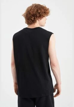 DeFacto Boxy Fit Sleeveless Minimal Slogan Print Vest -Active Fashion Store 5 zoom desktop 186