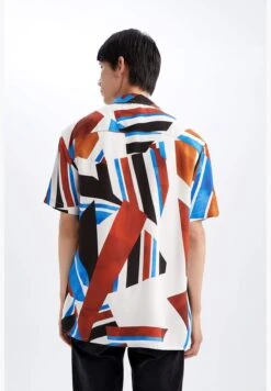 DeFacto Man Regular Fit Apache Neck Woven Short Sleeve Shirt -Active Fashion Store 5 zoom desktop 212