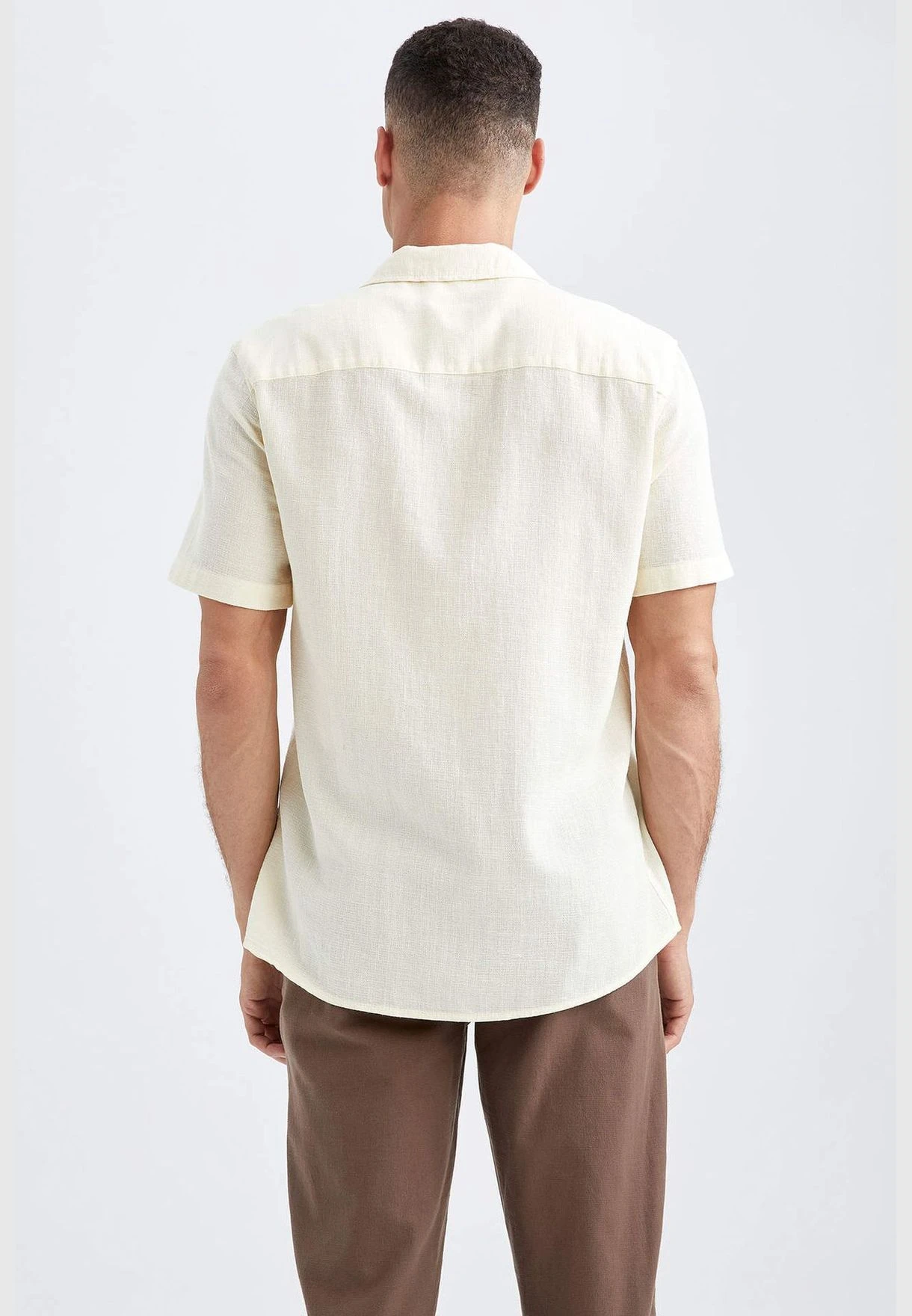 DeFacto Man Regular Fit Apache Neck Woven Top Short Sleeve Shirt 7 DeFacto Man Regular Fit Apache Neck Woven Top Short Sleeve Shirt - Image 5