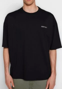 Trendyol Graphic Crew Neck T-Shirt -Active Fashion Store 5 zoom desktop