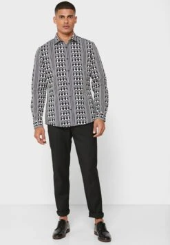 RIVER ISLAND Geo Stripe Regular Fit Shirt -Active Fashion Store 5 zoom desktop 286