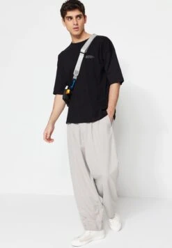 Trendyol Text Printed Crew Neck T-Shirt -Active Fashion Store 5 zoom desktop 3