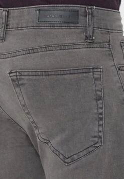 Koton Front Zip Closure Mid Rise Jeans -Active Fashion Store 5 zoom desktop 386