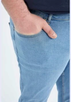 DeFacto Slim Fit Ankle Jeans 15 DeFacto Slim Fit Ankle Jeans -Active Fashion Store 5 zoom desktop 440