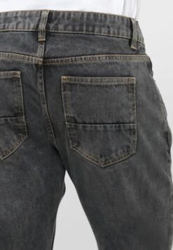 Washed Pocket Jeans -Active Fashion Store 5 zoom desktop 466