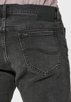 Lee Mid Wash Straight Fit Jeans -Active Fashion Store 5 zoom desktop 479