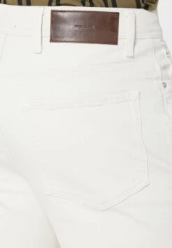 RIVER ISLAND Light Wash Tapered Jeans -Active Fashion Store 5 zoom desktop 505