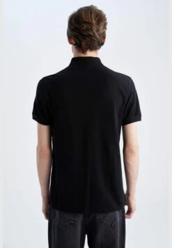 DeFacto Regular Fit Minimal Print T-Shirt -Active Fashion Store 5 zoom desktop 541