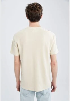 DeFacto Regular Fit Short Sleeve T-Shirt 14 DeFacto Regular Fit Short Sleeve T-Shirt -Active Fashion Store 5 zoom desktop 55