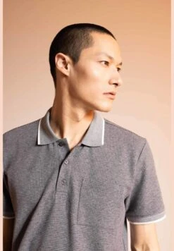 DeFacto Regular Fit Textured Short Sleeve Polo Shirt -Active Fashion Store 5 zoom desktop 560