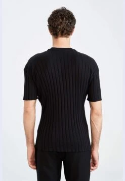 DeFacto Oversized Short Sleeve T-Shirt -Active Fashion Store 5 zoom desktop 566