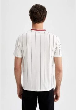 DeFacto Regular Fit Short Sleeve Striped Slogan Print T-Shirt 14 DeFacto Regular Fit Short Sleeve Striped Slogan Print T-Shirt -Active Fashion Store 5 zoom desktop 78