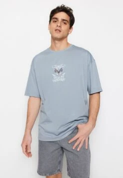 Trendyol Butterfly Back Print Crew Neck T-Shirt -Active Fashion Store 5 zoom desktop 84