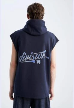 DeFacto Man Slim Fit Hooded Sleeveless Vest -Active Fashion Store 6 zoom desktop 102