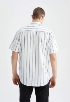 DeFacto Relax Fit Shorts Sleeve Striped Shirt -Active Fashion Store 6 zoom desktop 129