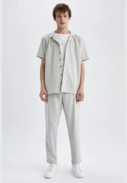 DeFacto Regular Fit Short Sleeve Poplin Shirt -Active Fashion Store 6 zoom desktop 135