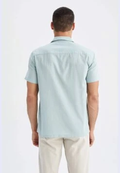 DeFacto Modern Fit Open Collar Cropped Short Sleeve Shirt -Active Fashion Store 6 zoom desktop 139