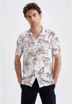 DeFacto Man Modern Fit Resort Neck Woven Short Sleeve Shirt -Active Fashion Store 6 zoom desktop 145