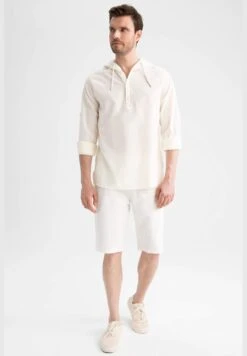 DeFacto Regular Fit Half Sleeves Hooded Shirt -Active Fashion Store 6 zoom desktop 170