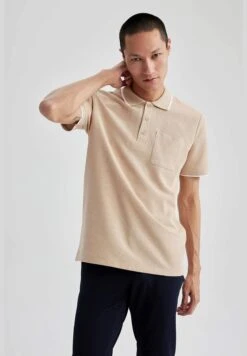 DeFacto Regular Fit Textured Short Sleeve Polo Shirt 16 DeFacto Regular Fit Textured Short Sleeve Polo Shirt -Active Fashion Store 6 zoom desktop 241