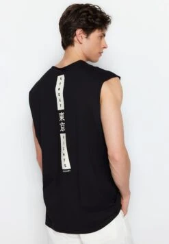 Trendyol Far East Print Oversized Crew Neck T-Shirt -Active Fashion Store 6 zoom desktop 33