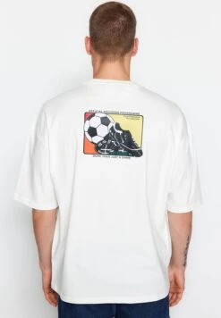 Trendyol Football Print Oversized Crew Neck T-Shirt -Active Fashion Store 6 zoom desktop 52