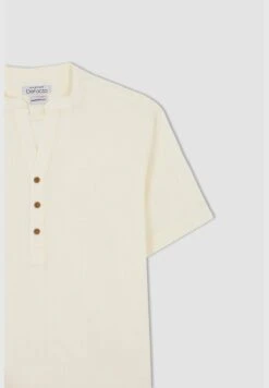 DeFacto Man Modern Fit V-Neck Woven Top Short Sleeve Shirt -Active Fashion Store 7 zoom desktop 106