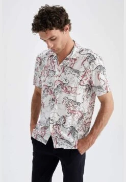 DeFacto Man Modern Fit Resort Neck Woven Short Sleeve Shirt -Active Fashion Store 7 zoom desktop 121