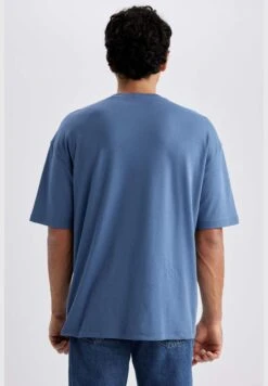 DeFacto Short-Sleeved Oversize Fit Crew Neck T-Shirt -Active Fashion Store 7 zoom desktop 17