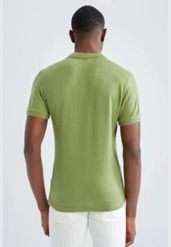 DeFacto Basic Slim Fit Polo Shirt -Active Fashion Store 7 zoom desktop 187