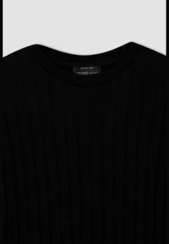 DeFacto Oversized Short Sleeve T-Shirt -Active Fashion Store 7 zoom desktop 207